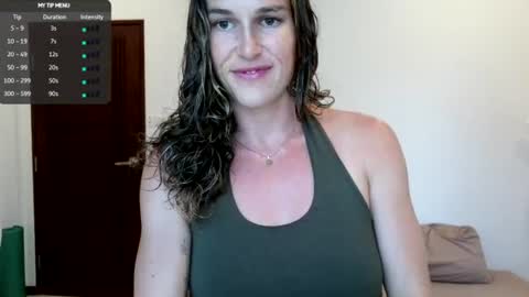 claralafontaine online show from 06/10/26, 10:47