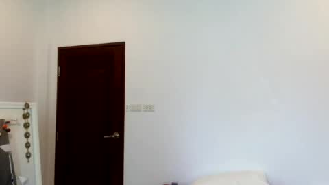 Snapshot of claralafontaine chatting on 06/28/26, 01:55 claralafontaine online show from 06/28/26, 01:55