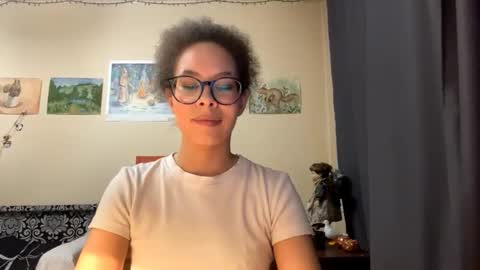 Selena online show from 03/04/26, 01:17