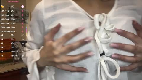 Selena online show from 04/01/26, 10:27