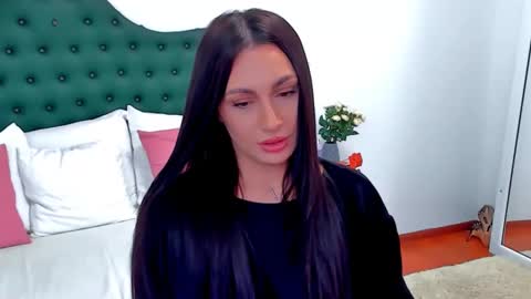 Snapshot of claraxjoy chatting on 12/06/24, 08:05 ClaraXJoy online show from 12/06/24, 08:05