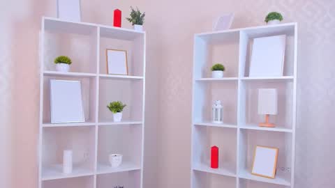 Lora online show from 03/25/26, 01:44