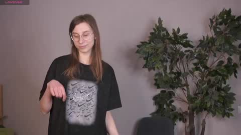 Sara online show from 05/30/26, 07:16