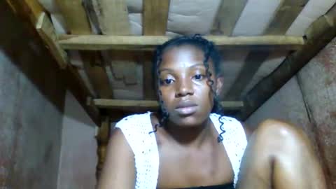 clarisse98 online show from 05/11/26, 07:00