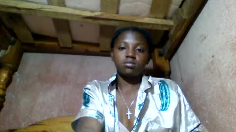 Snapshot of clarisse98 chatting on 06/16/26, 08:00 clarisse98 online show from 06/16/26, 08:00