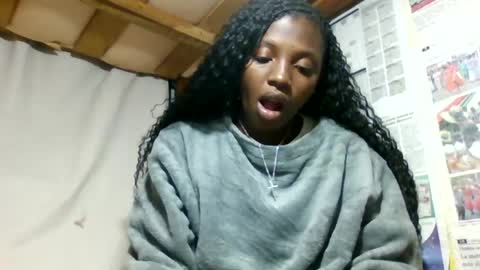 Snapshot of clarisse98 chatting on 07/03/26, 08:43 clarisse98 online show from 07/03/26, 08:43