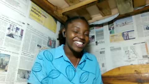 Snapshot of clarisse98 chatting on 07/08/26, 06:12 clarisse98 online show from 07/08/26, 06:12
