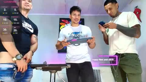 Juanpaindependent model online show from 02/25/25, 02:00