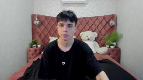 Clark online show from 03/26/26, 06:41