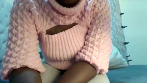 Snapshot of classic_carmen chatting on 05/18/26, 04:07 carmen online show from 05/18/26, 04:07