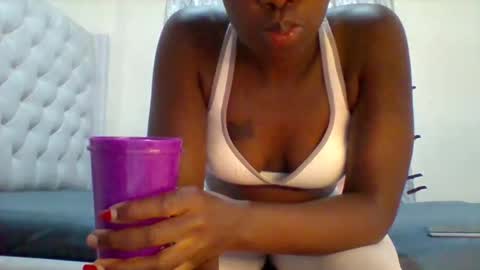 Snapshot of classic_carmen chatting on 06/03/26, 03:39 carmen online show from 06/03/26, 03:39