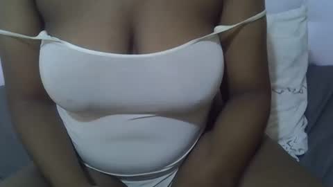 Snapshot of classy_zoey chatting on 10/02/25, 08:10 classy_zoey online show from 10/02/25, 08:10