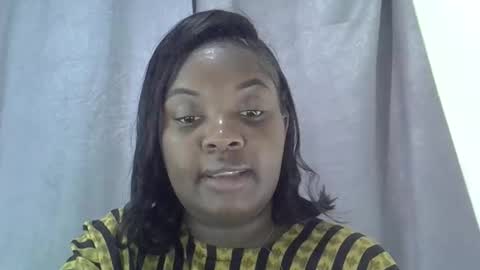 Snapshot of classy_zoey chatting on 11/25/25, 10:43 classy_zoey online show from 11/25/25, 10:43