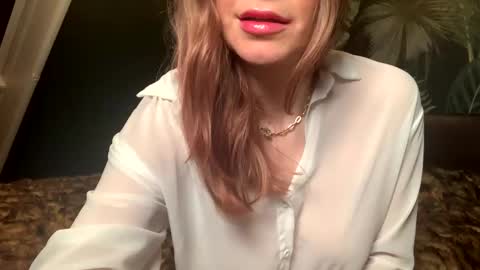 Snapshot of classycatslut chatting on 01/04/25, 02:56 classycatslut online show from 01/04/25, 02:56