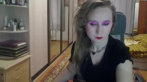 classyinna online show from 09/09/25, 08:25