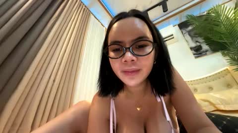 Snapshot of classylilly chatting on 06/07/26, 04:00 lil online show from 06/07/26, 04:00