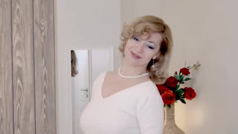 Classy Tinna online show from 03/17/26, 08:17