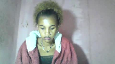 Snapshot of claudiannah chatting on 06/19/26, 05:06 claudianne online show from 06/19/26, 05:06