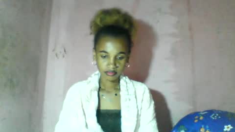 Snapshot of claudiannah chatting on 06/23/26, 07:56 claudianne online show from 06/23/26, 07:56
