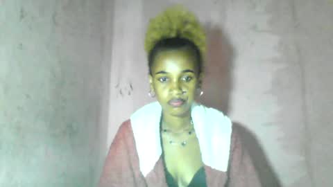 Snapshot of claudiannah chatting on 06/30/26, 05:03 claudianne online show from 06/30/26, 05:03