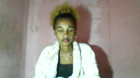Snapshot of claudiannah chatting on 07/11/26, 06:43 claudianne online show from 07/11/26, 06:43