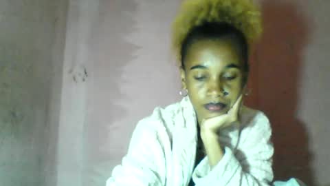 Snapshot of claudiannah chatting on 07/12/26, 06:48 claudianne online show from 07/12/26, 06:48