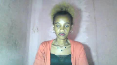 Snapshot of claudiannah chatting on 07/19/26, 04:44 claudianne online show from 07/19/26, 04:44