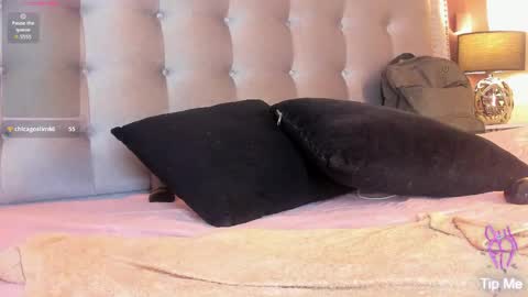 Snapshot of claudyowen chatting on 04/21/26, 01:42 Anastasia Owen online show from 04/21/26, 01:42