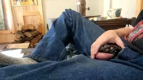 Clay online show from 12/31/24, 06:35