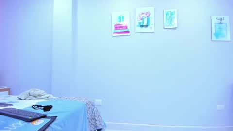 Clayr online show from 02/12/25, 08:29