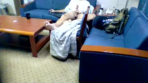 clayyalc2 online show from 09/13/25, 11:43