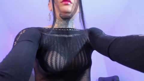 Snapshot of cleeoadams_ chatting on 01/30/25, 04:48 Cleo Adams online show from 01/30/25, 04:48