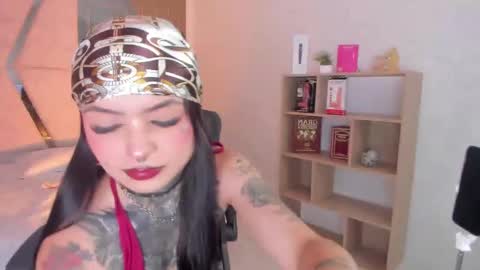 Snapshot of cleeoadams_ chatting on 09/24/25, 04:27 Cleo Adams online show from 09/24/25, 04:27