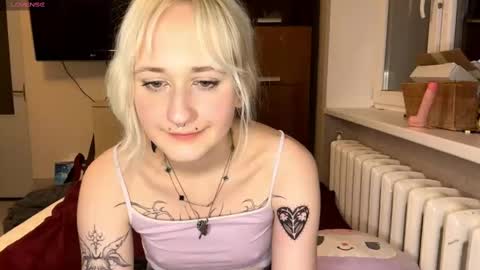 Jenny online show from 11/19/25, 06:52