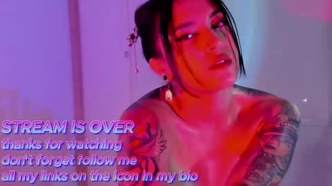   online show from 02/10/25, 08:42