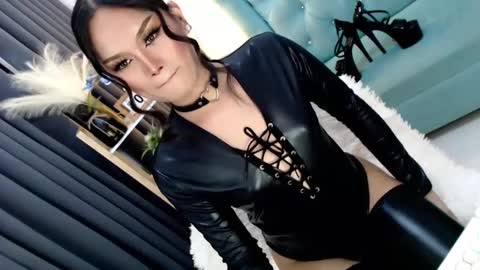 Snapshot of cleofex chatting on 02/06/25, 04:10 Cleo online show from 02/06/25, 04:10