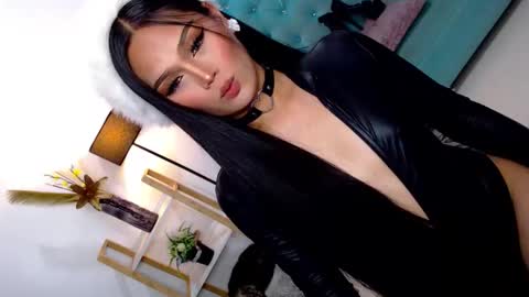 Snapshot of cleofex chatting on 01/11/26, 01:21 Cleo online show from 01/11/26, 01:21