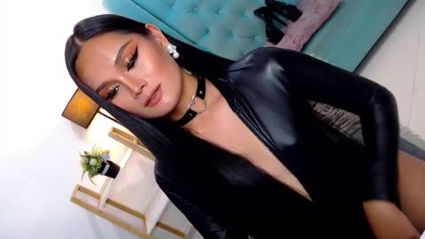 Snapshot of cleofex chatting on 02/25/26, 08:57 Cleo online show from 02/25/26, 08:57