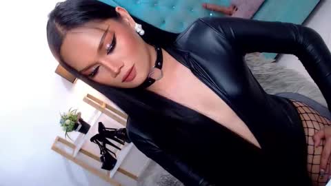 Cleo online show from 03/22/26, 09:40