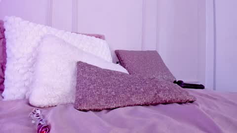 Snapshot of cleojhonson chatting on 01/29/25, 07:57 . Cleo Jhonson . online show from 01/29/25, 07:57