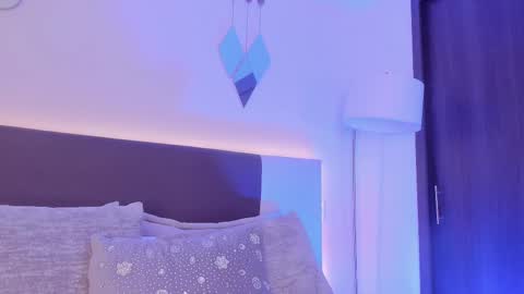 Snapshot of cleojhonson chatting on 03/01/25, 02:23 . Cleo Jhonson . online show from 03/01/25, 02:23