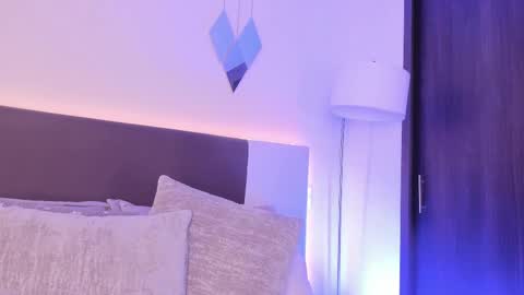 Snapshot of cleojhonson chatting on 03/03/25, 12:48 . Cleo Jhonson . online show from 03/03/25, 12:48