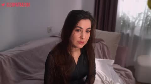 Snapshot of cleopatra3101 chatting on 02/02/25, 10:57 Cleopatra online show from 02/02/25, 10:57
