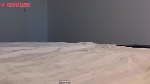 Cleopatra online show from 03/10/26, 10:20