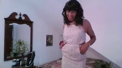 Snapshot of cleopatra71 chatting on 05/24/26, 04:50 Cleopatra online show from 05/24/26, 04:50