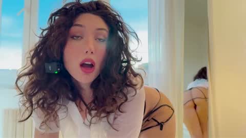 cleopatra_sinns online show from 11/12/25, 02:39