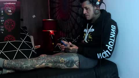 cleo y maikol online show from 01/11/26, 03:00