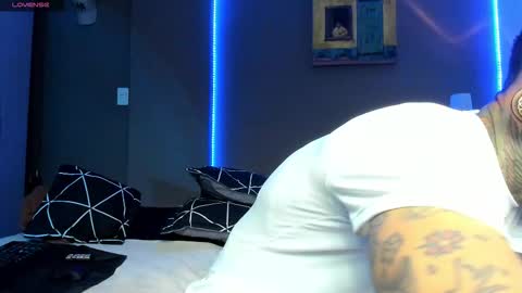 cleo y maikol online show from 03/15/26, 04:07