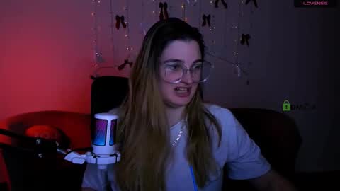 Snapshot of clery_shine chatting on 02/04/26, 10:58 clery_shine online show from 02/04/26, 10:58