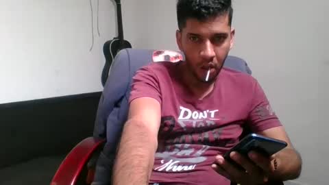 Snapshot of clickeame chatting on 09/24/25, 12:41 clickeame online show from 09/24/25, 12:41